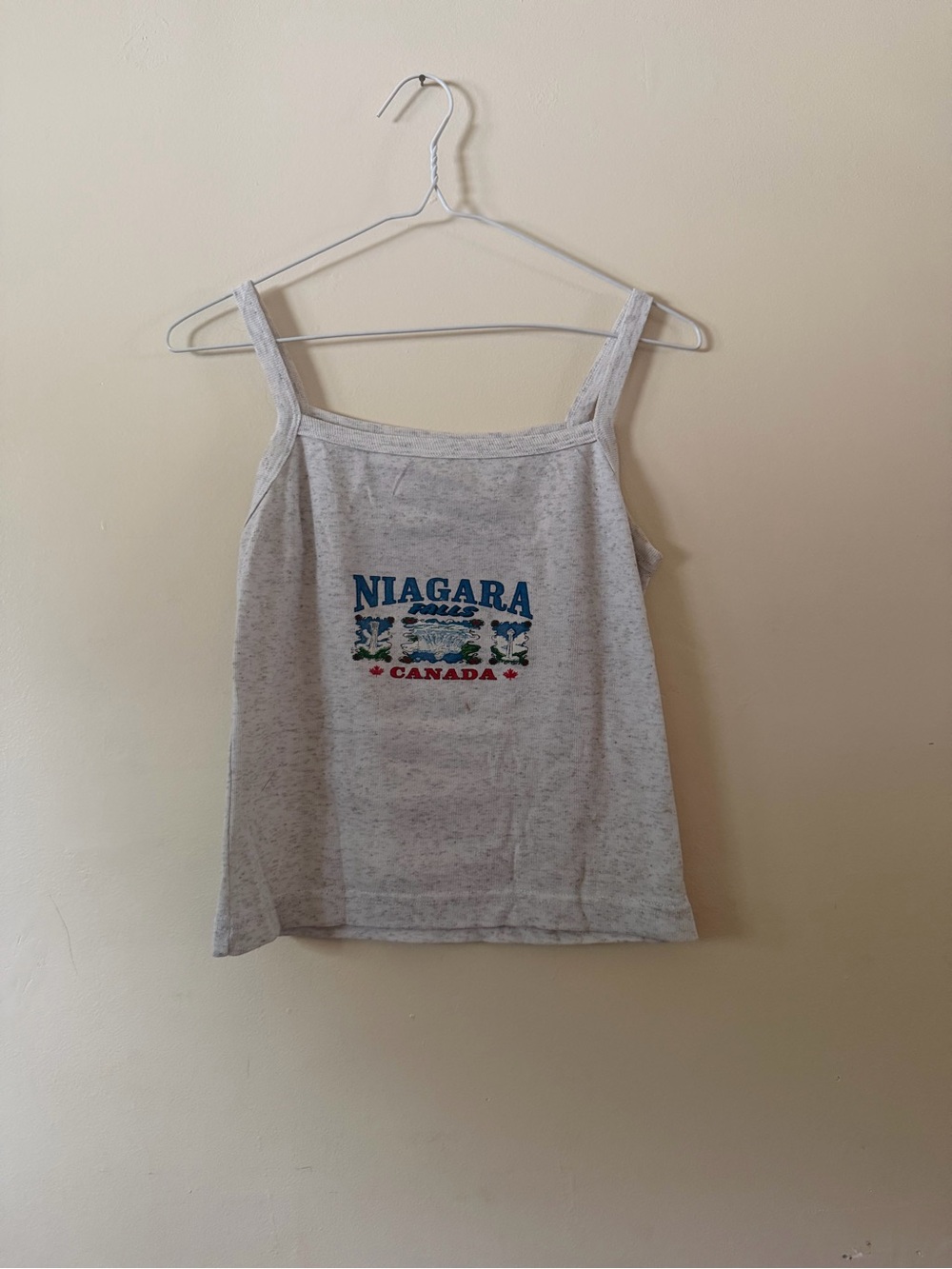 Niagara Canada Light Gray Graphic Tank Top